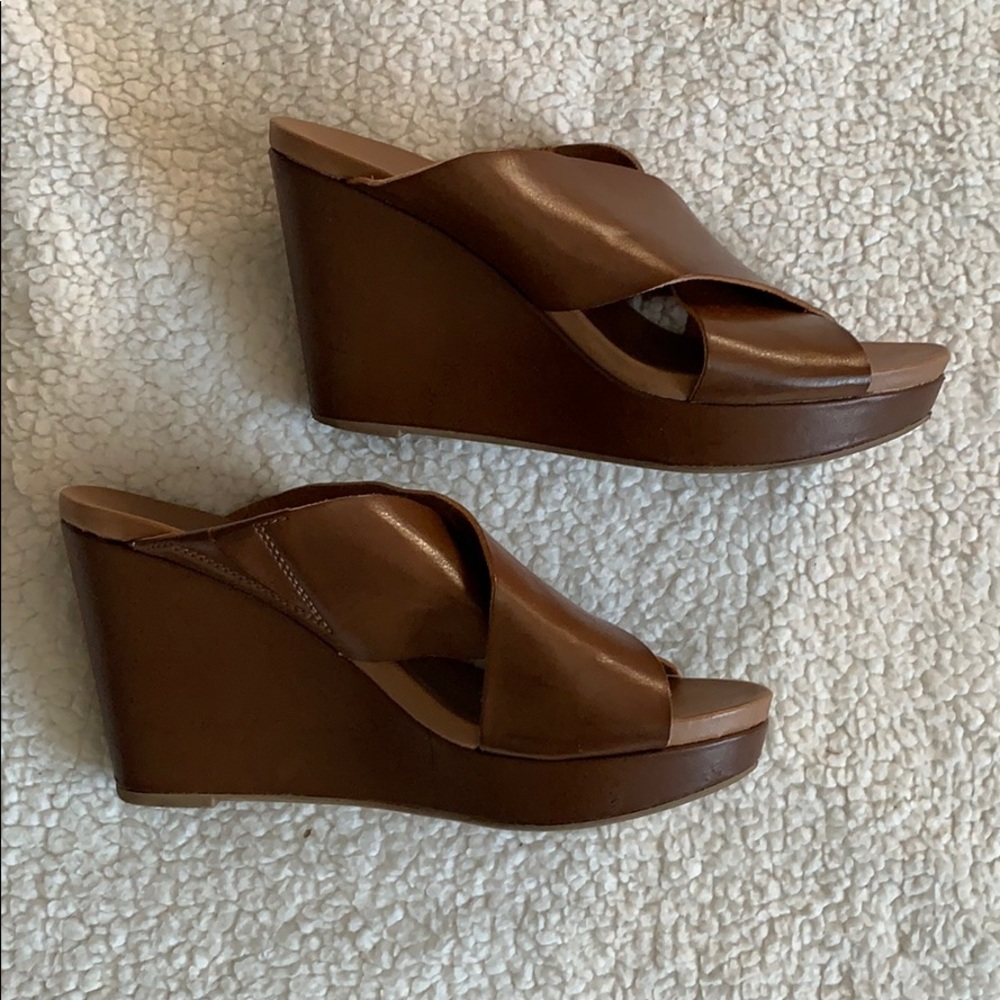 Brown Wedges